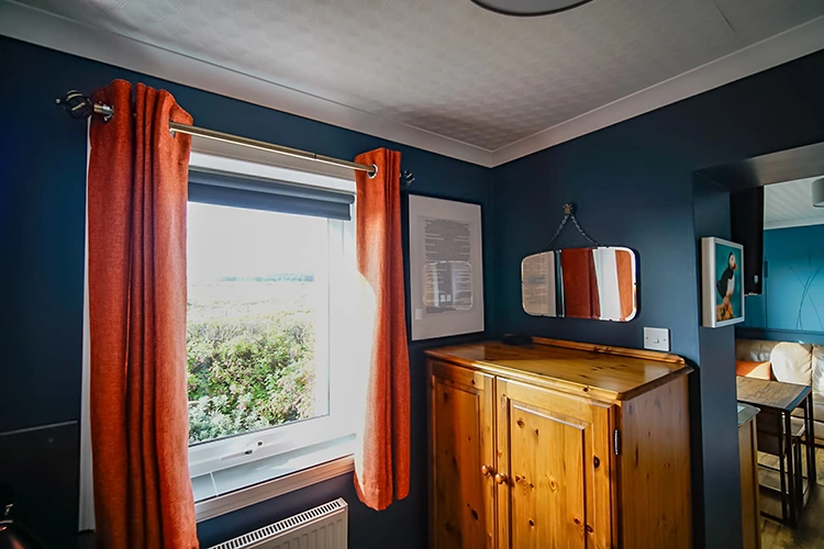 Deluxe King Room / Family Room